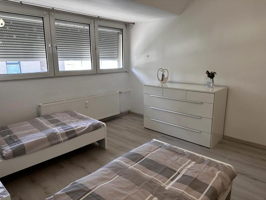 A&V Apartments Wunderschoene Rheinblick Wohnung Zum Entspannen Apt Ela 杜伊斯堡 外观 照片